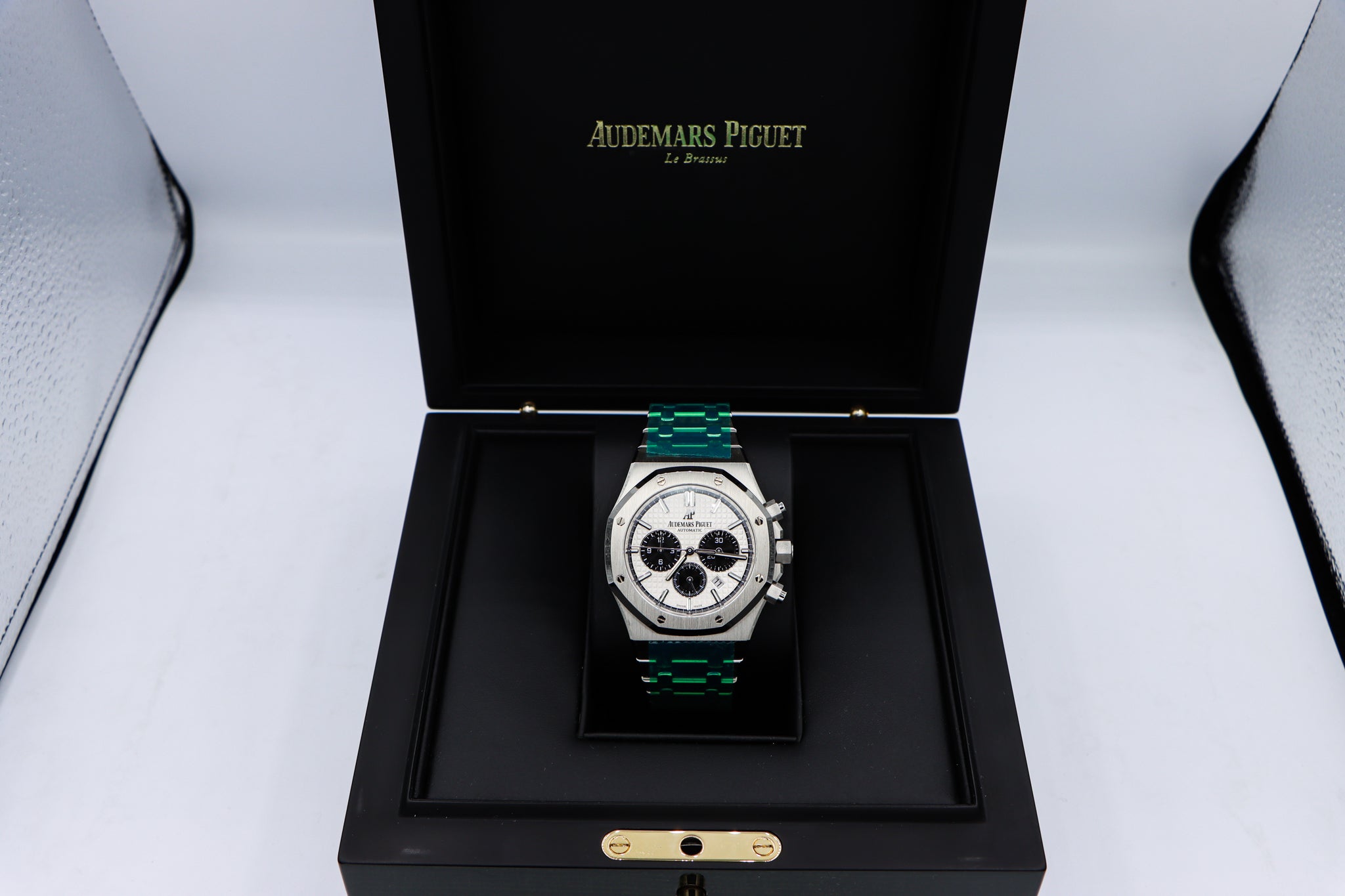 Audemars Piguet | Royal Oak Chronograph Panda | 26331ST.OO.1220ST.03