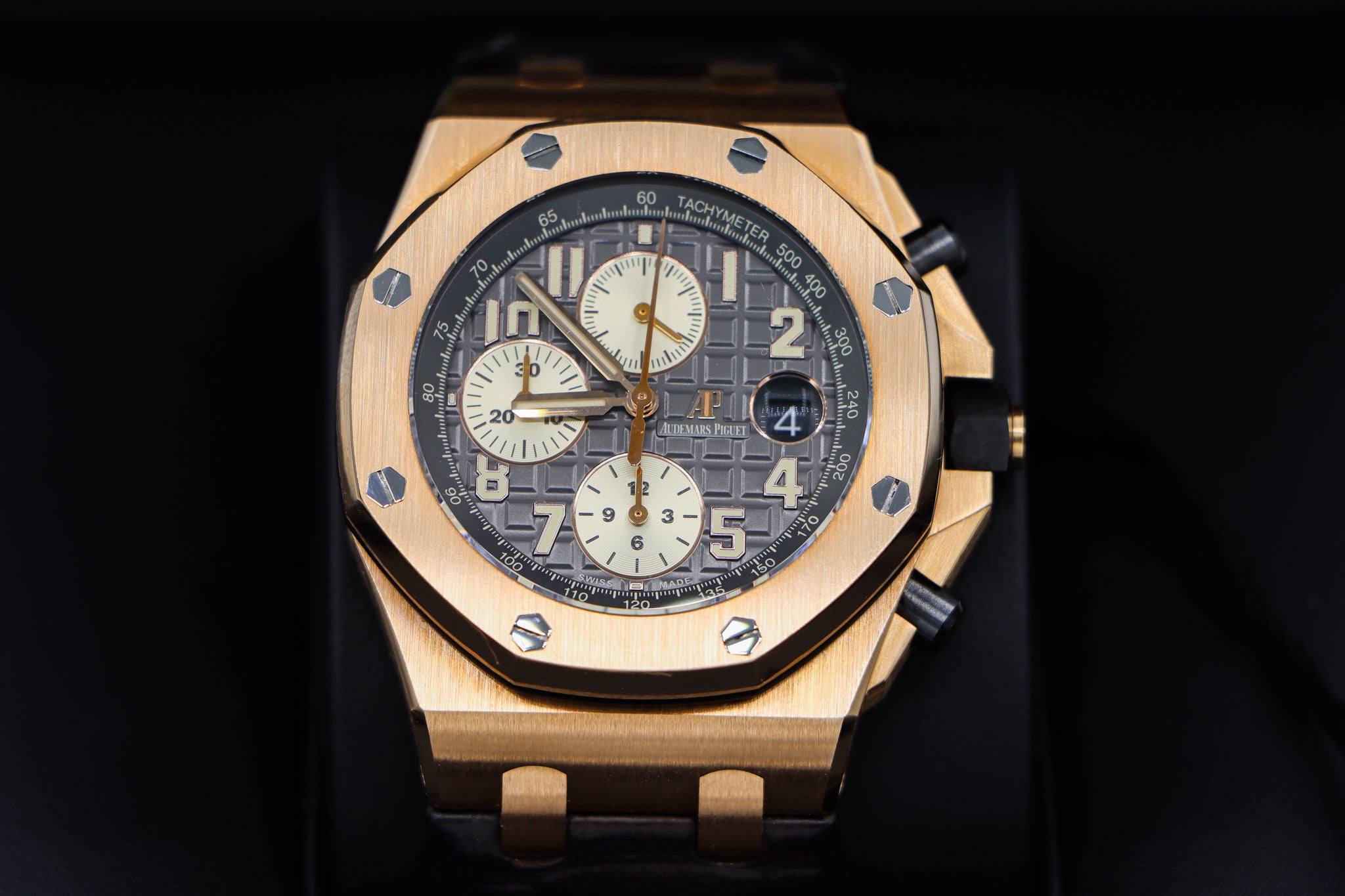 Audemars Piguet | Royal Oak Offshore Chronograph | 26470OR.OO.A125CR.01.A Close up in box