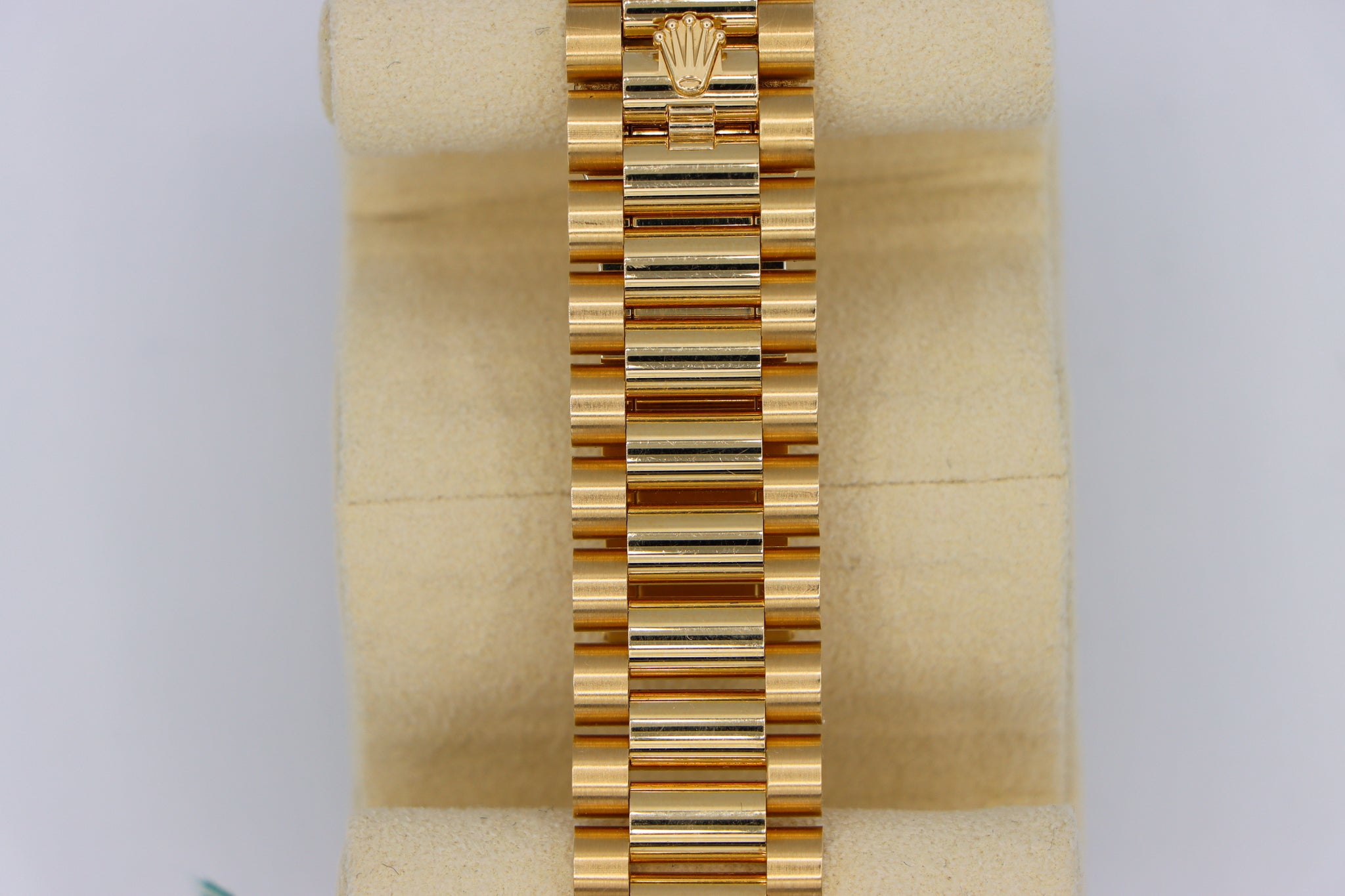 Rolex | Day-Date 36 Diamond Hour Markers | 128238 Clasp