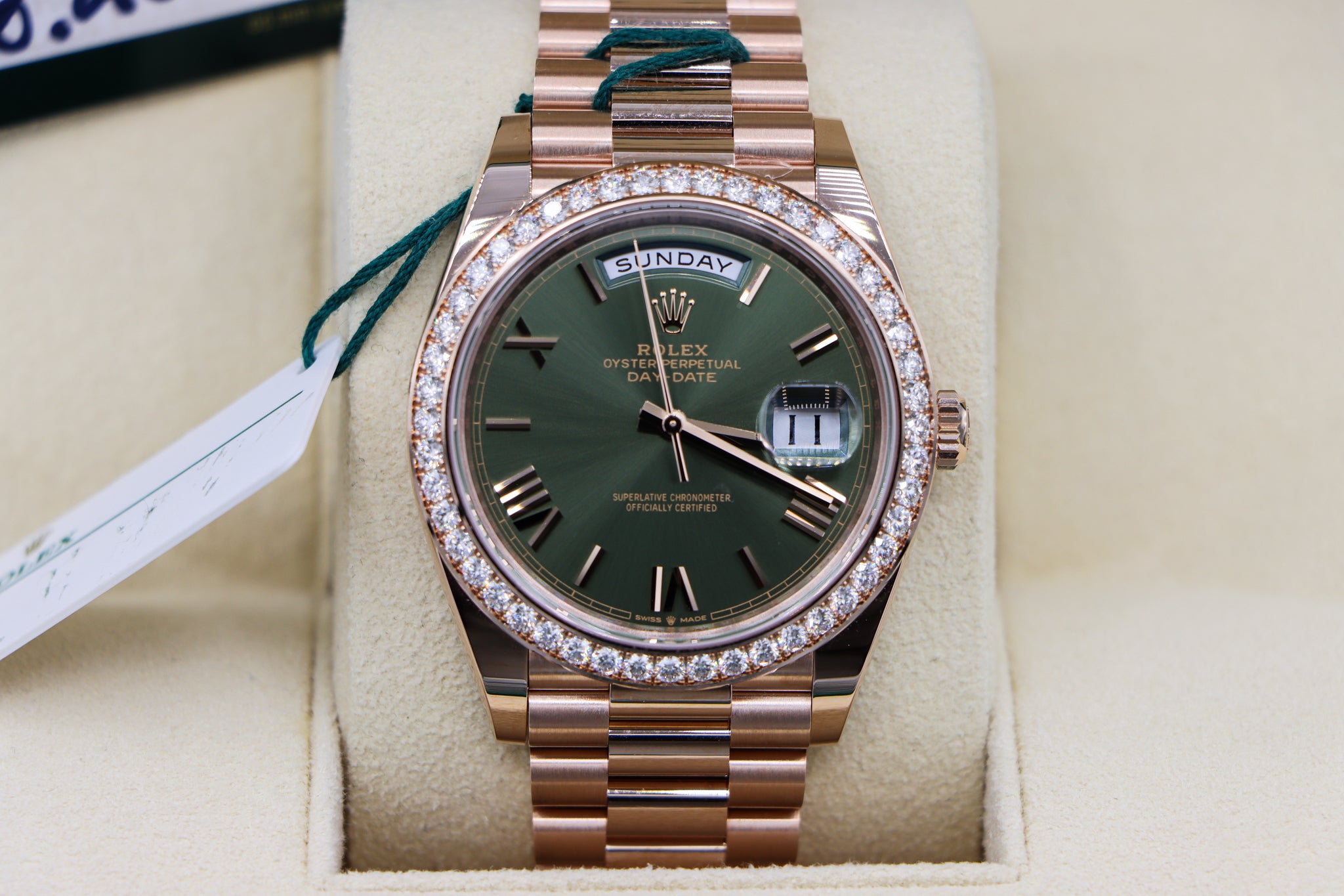Rolex | Day-Date Olive Green Roman | 228345RBR Close p in Box