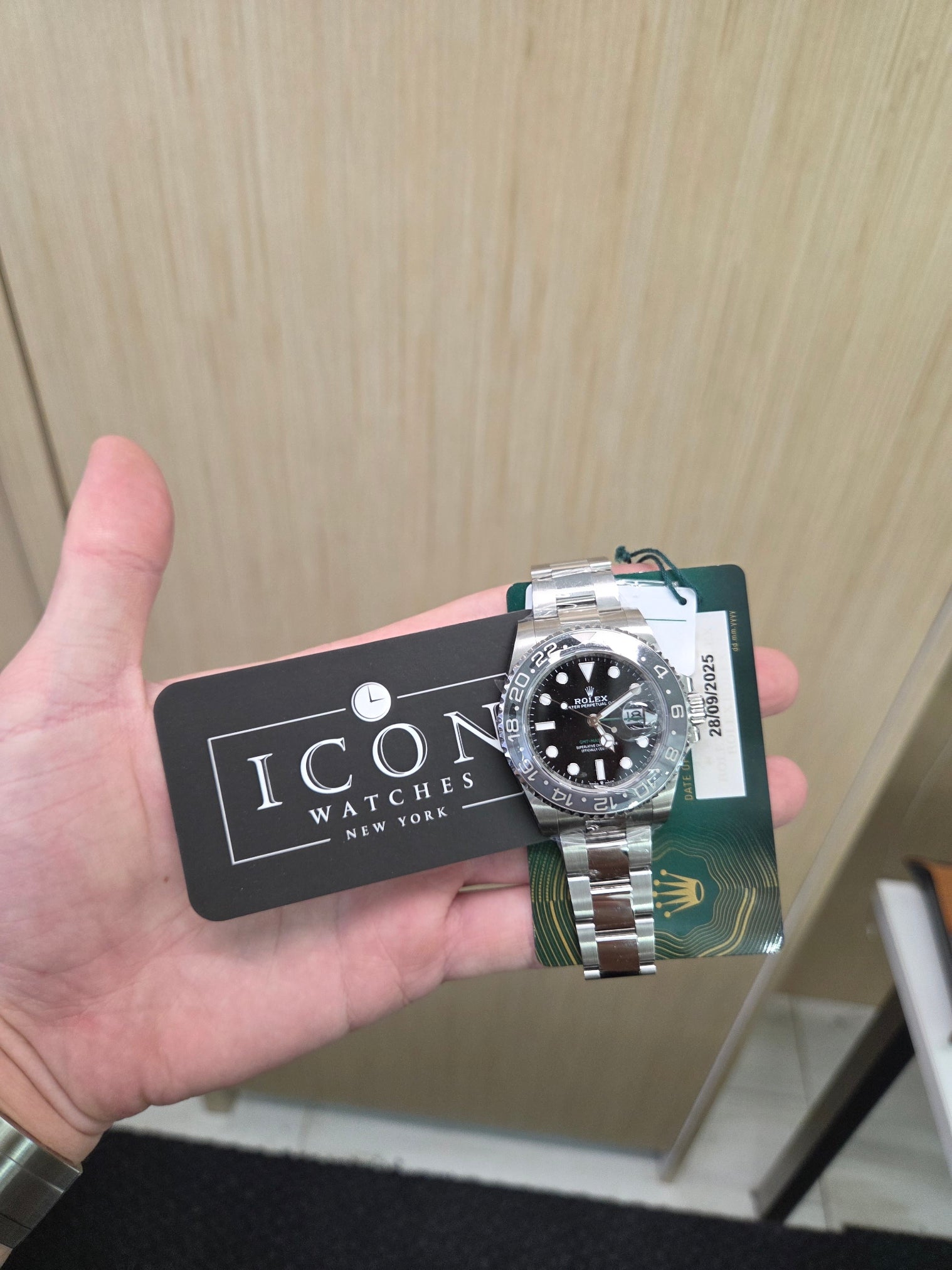 Rolex GMT-Master II "Bruce Wayne" 40mm – Stainless Steel – Black Dial – Black and Gray Ceramic Bezel – Oyster Bracelet – 126710GRNR