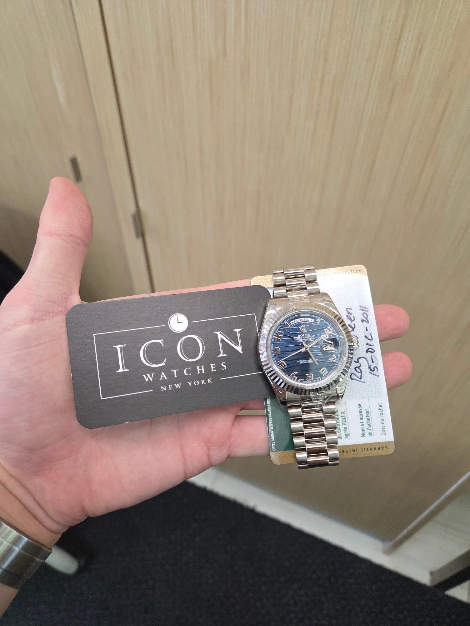 Rolex Day-Date 41mm - White Gold - Blue Wave Dial - Fluted Bezel - Presidential Bracelet - 218239