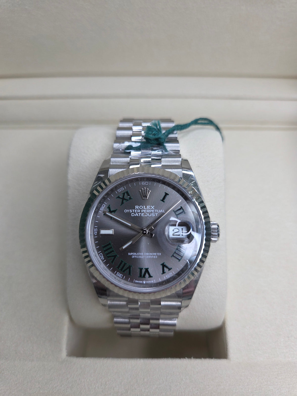 Rolex Datejust 36mm – Stainless Steel – Wimbledon Dial – Fluted Bezel – Jubilee Bracelet – 126234