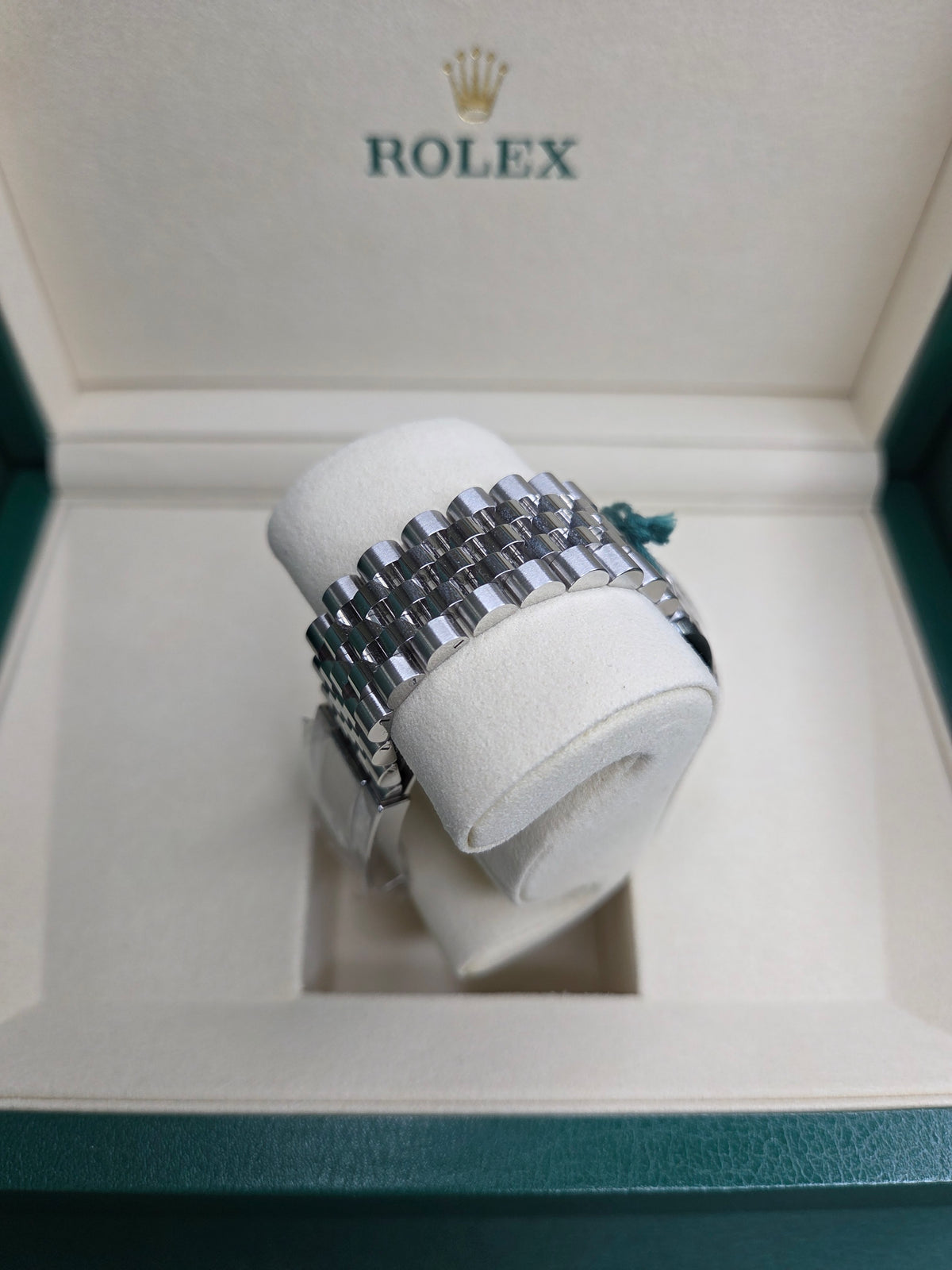 Rolex Datejust 36mm – Stainless Steel – Wimbledon Dial – Fluted Bezel – Jubilee Bracelet – 126234