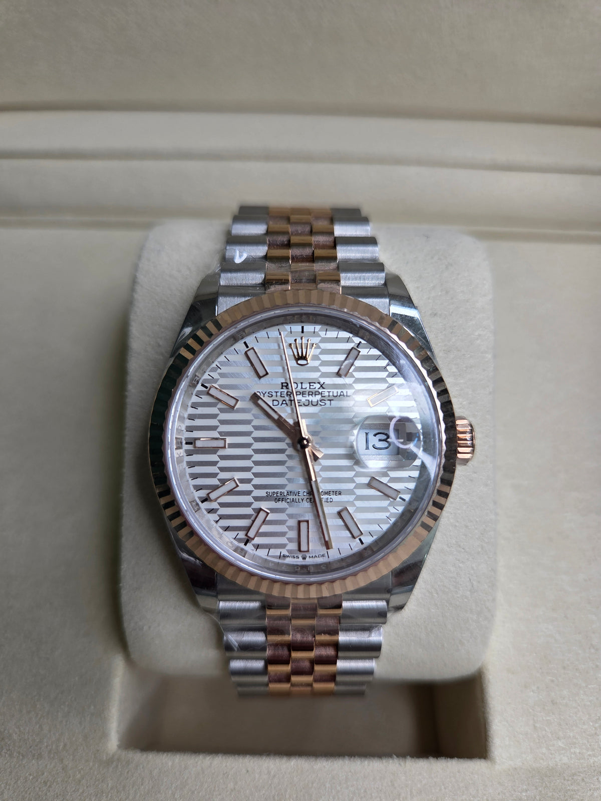 Rolex Datejust 36mm – Two‑Tone Everose Gold & Stainless Steel – White Motif Dial – Fluted Bezel – Jubilee Bracelet – 126231