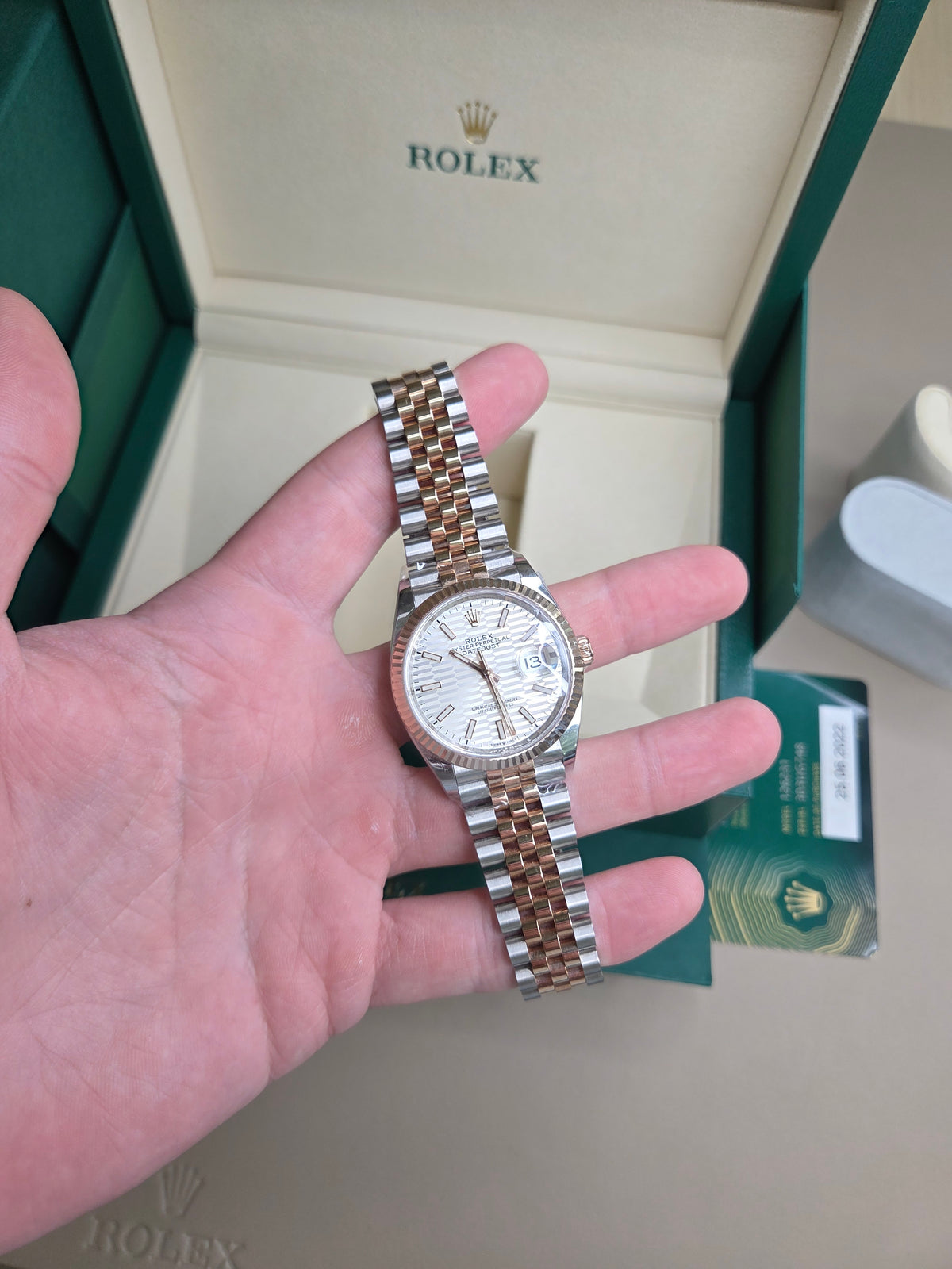 Rolex Datejust 36mm – Two‑Tone Everose Gold & Stainless Steel – White Motif Dial – Fluted Bezel – Jubilee Bracelet – 126231
