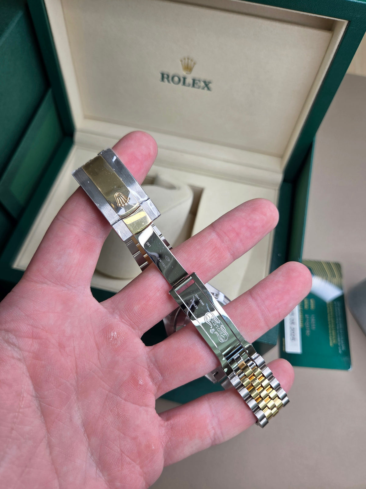 Rolex Datejust 36mm – Two-Tone Yellow Gold & Stainless Steel – Wimbledon Dial – Fluted Bezel – Jubilee Bracelet – 126233