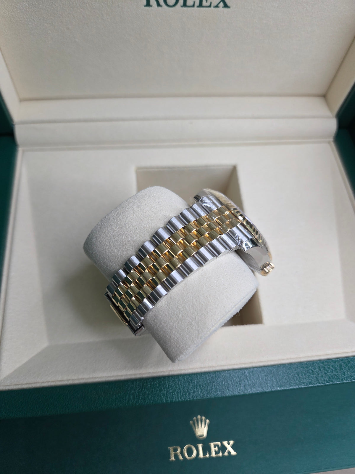 Rolex Datejust 41mm – Two-Tone Yellow Gold & Stainless Steel– Wimbledon Dial – Fluted Bezel – Jubilee Bracelet – 126333