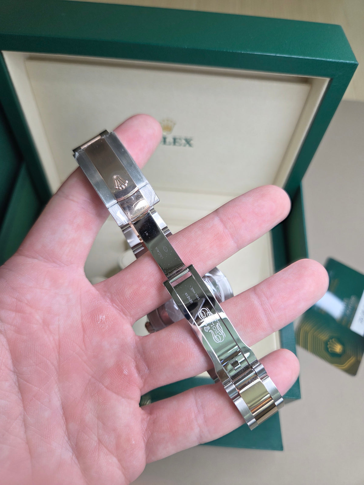 Rolex Datejust 41mm – Two‑Tone Everose Gold & Stainless Steel – Silver Motif Dial – Fluted Bezel – Oyster Bracelet – 126331