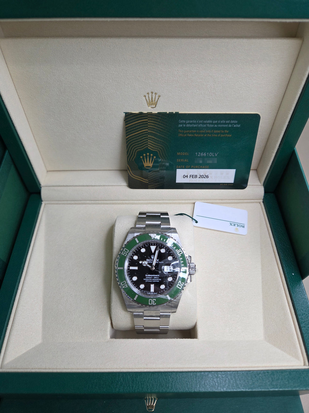 Rolex Submariner Date "Starbucks" 41mm – Oystersteel – Black Dial – Green Ceramic Bezel – Oyster Bracelet – 126610LV