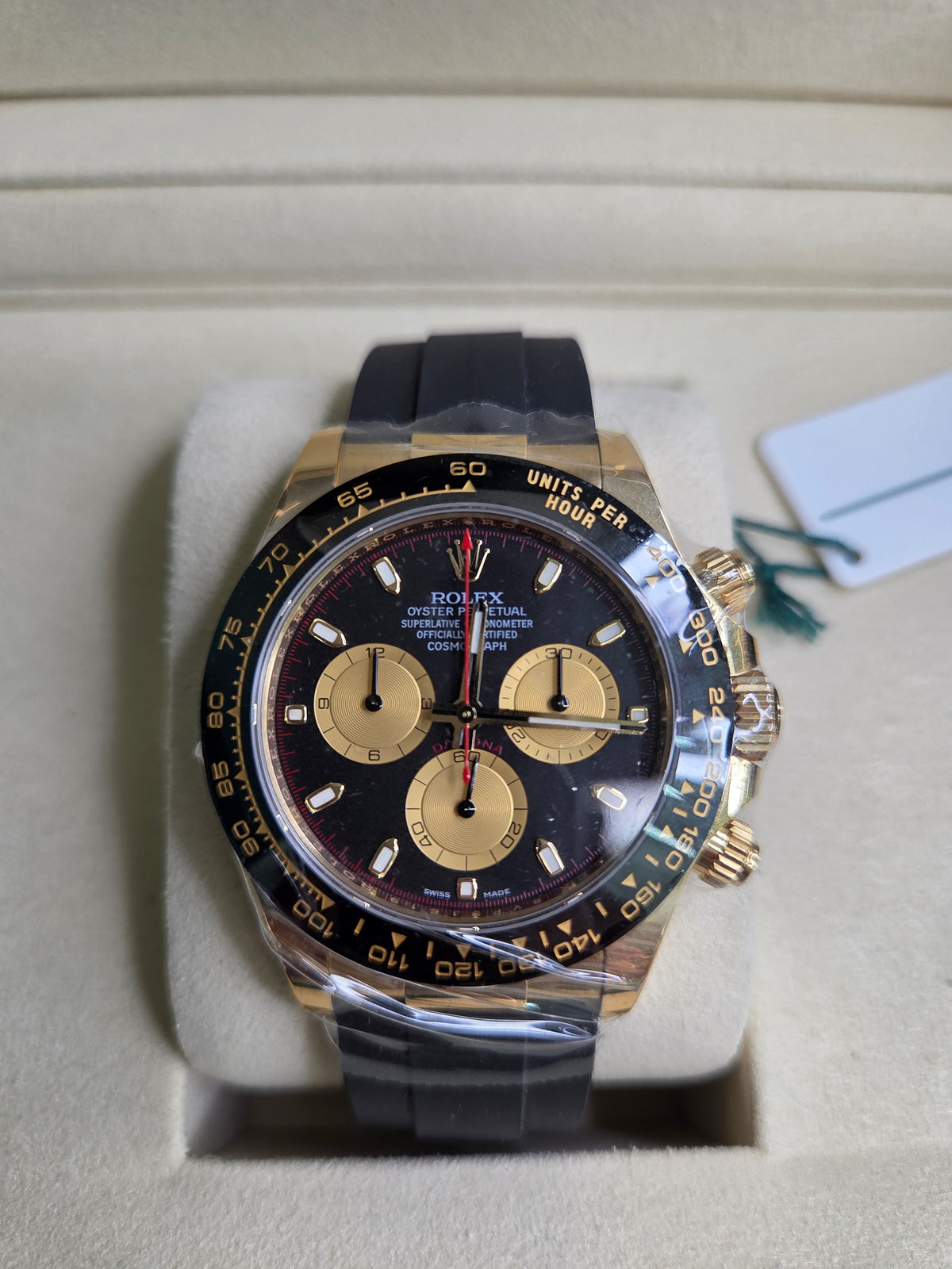 Rolex Cosmograph Daytona "Paul Newman" 40mm - Yellow Gold - Black and Yellow Index Dial - Black Ceramic Bezel - Oysterflex Strap - 116518LN