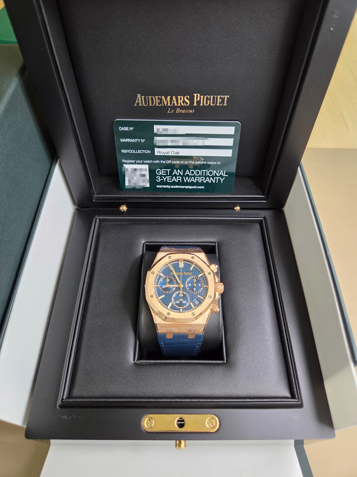 Audemars Piguet Royal Oak Chronograph 41mm – Rose Gold – Blue Grande Tapisserie Dial – Rose Gold Bezel – Blue Leather Strap – 26240OR.OO.D315CR.02