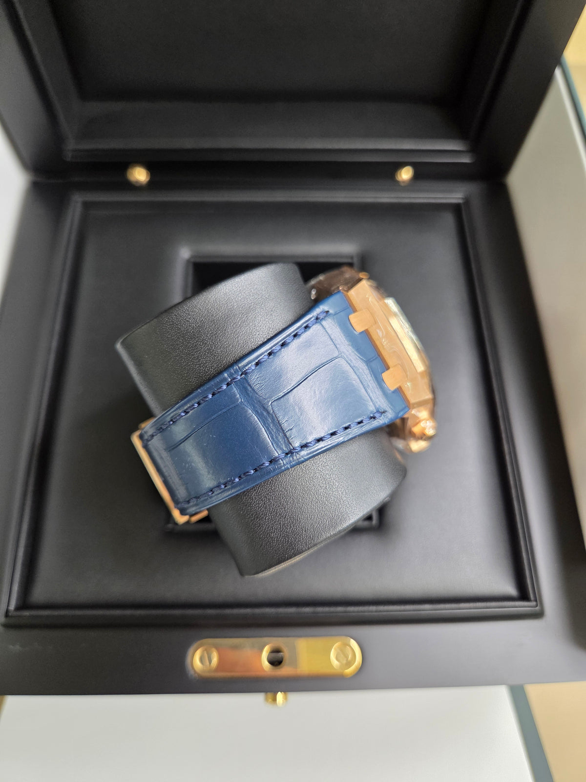 Audemars Piguet Royal Oak Chronograph 41mm – Rose Gold – Blue Grande Tapisserie Dial – Rose Gold Bezel – Blue Leather Strap – 26240OR.OO.D315CR.02