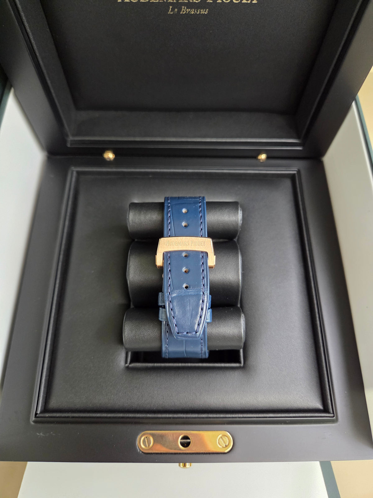 Audemars Piguet Royal Oak Chronograph 41mm – Rose Gold – Blue Grande Tapisserie Dial – Rose Gold Bezel – Blue Leather Strap – 26240OR.OO.D315CR.02