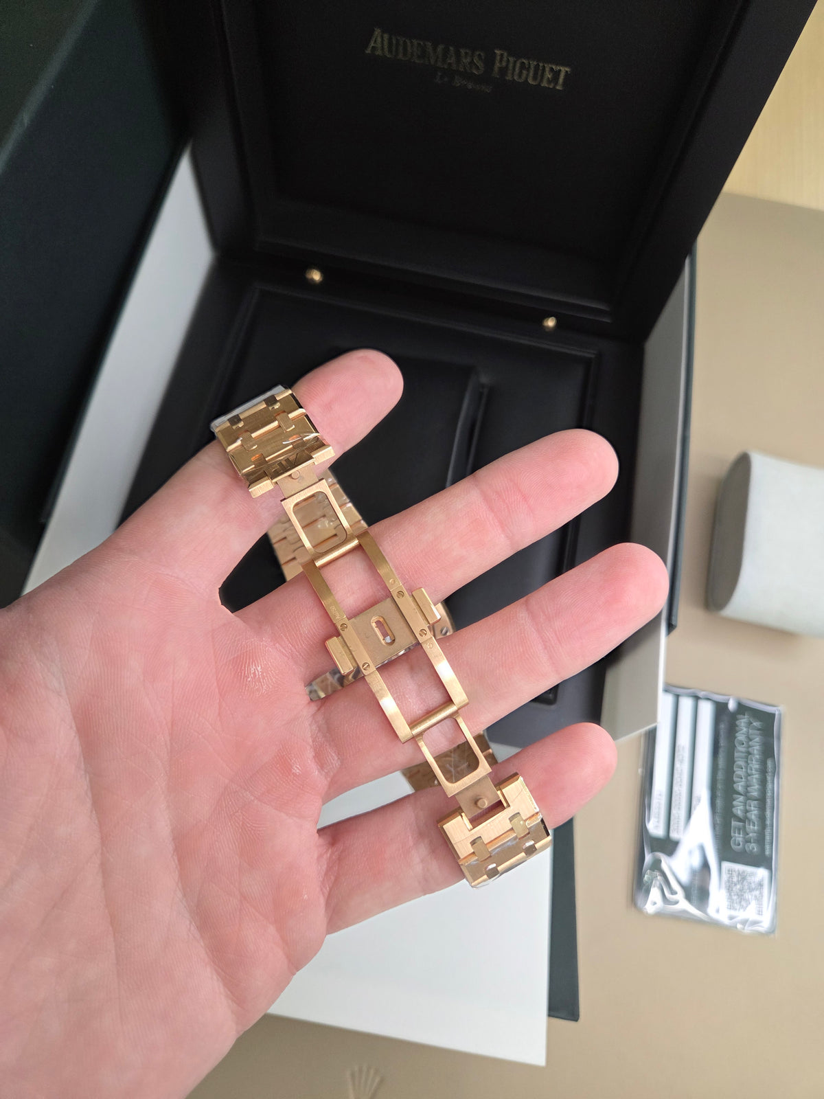 Audemars Piguet Royal Oak Chronograph 41mm – Rose Gold – Black Grande Tapisserie Dial – Rose Gold Bezel – Rose Gold Bracelet – 26240OR.OO.1320OR.04