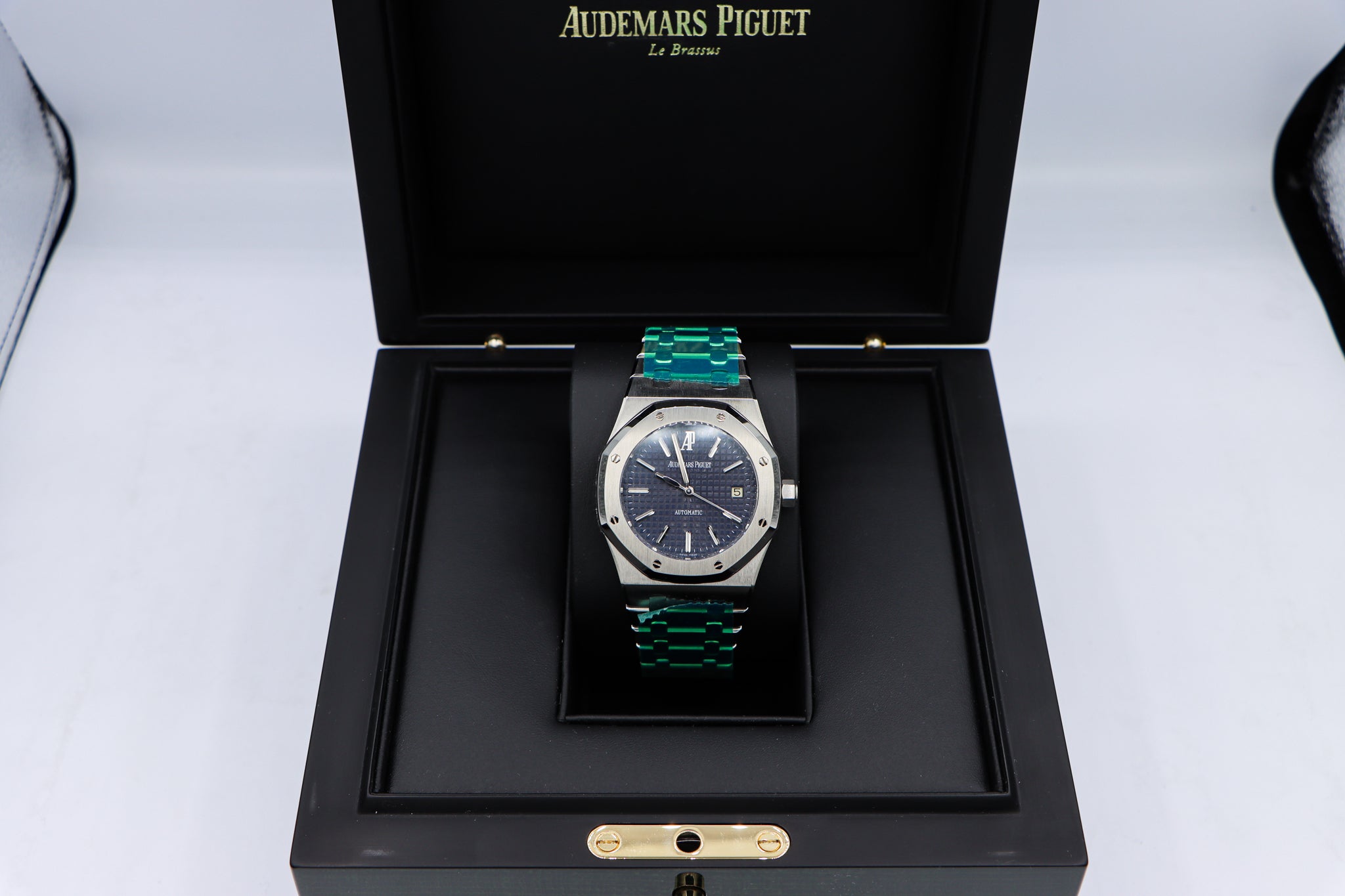 Audemars Piguet | Royal Oak | 15400ST.OO.1220ST.03