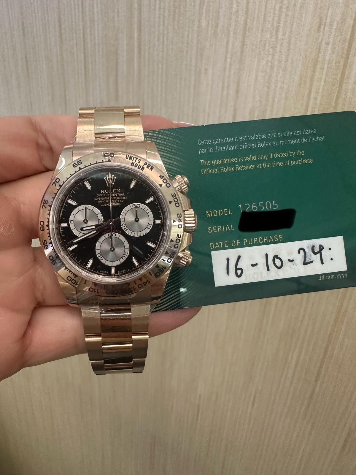 Rolex Cosmograph Daytona 40mm - Everose Gold - Black and Sundust Dial - Fixed Bezel -  Oyster Bracelet - 126505 - 2024