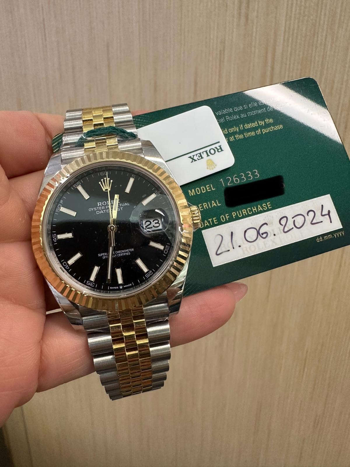 Rolex Datejust 41mm – Two-Tone Yellow Gold & Oystersteel – Black Dial – Fluted Bezel – Jubilee Bracelet – 126333 – 2025