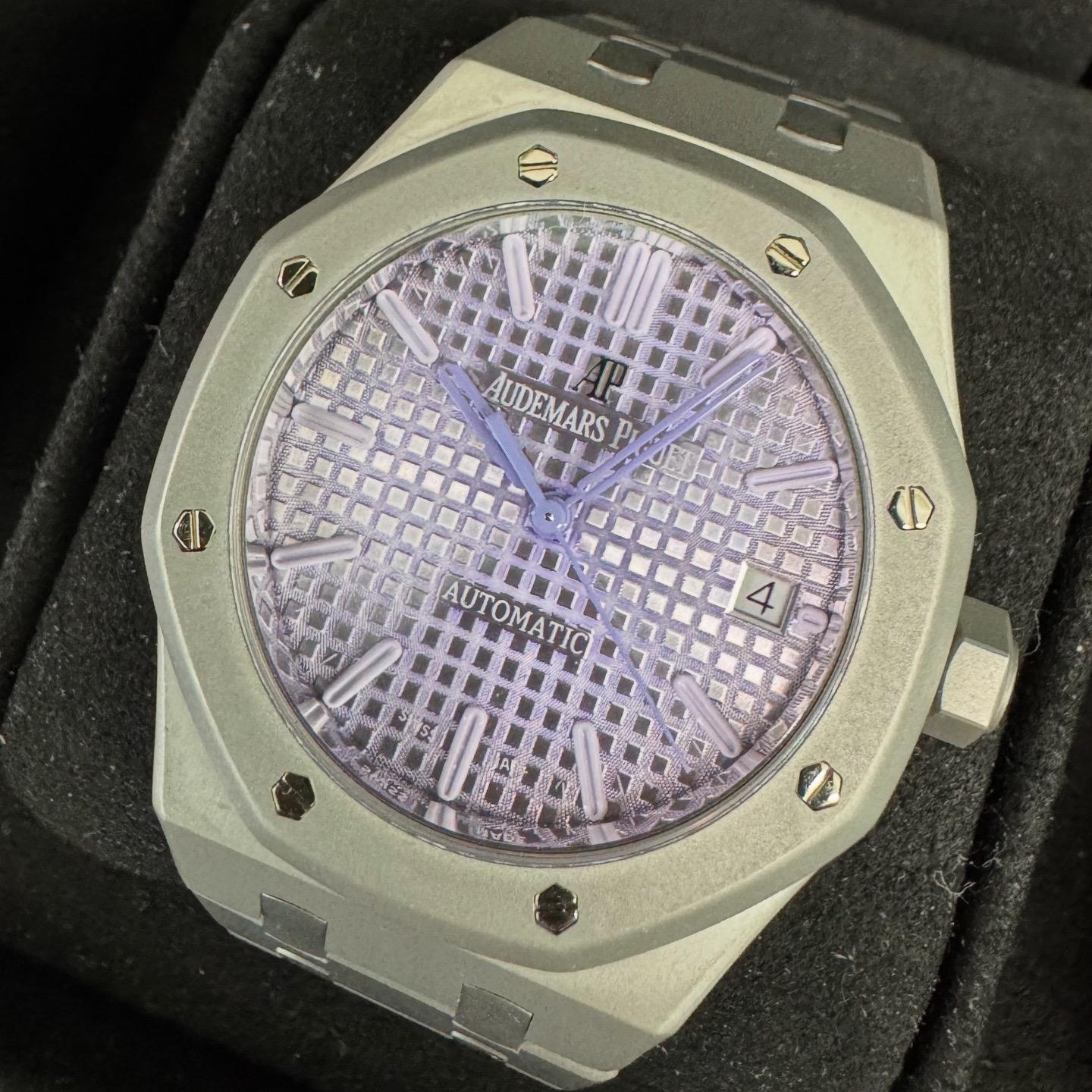 1 OF 1 Audemars Piguet Royal Oak 37mm – Stainless Steel – Lilac Dial (Custom MAD PARIS Edition) – Fixed Bezel – Stainless Steel Bracelet – 15450ST – 2015