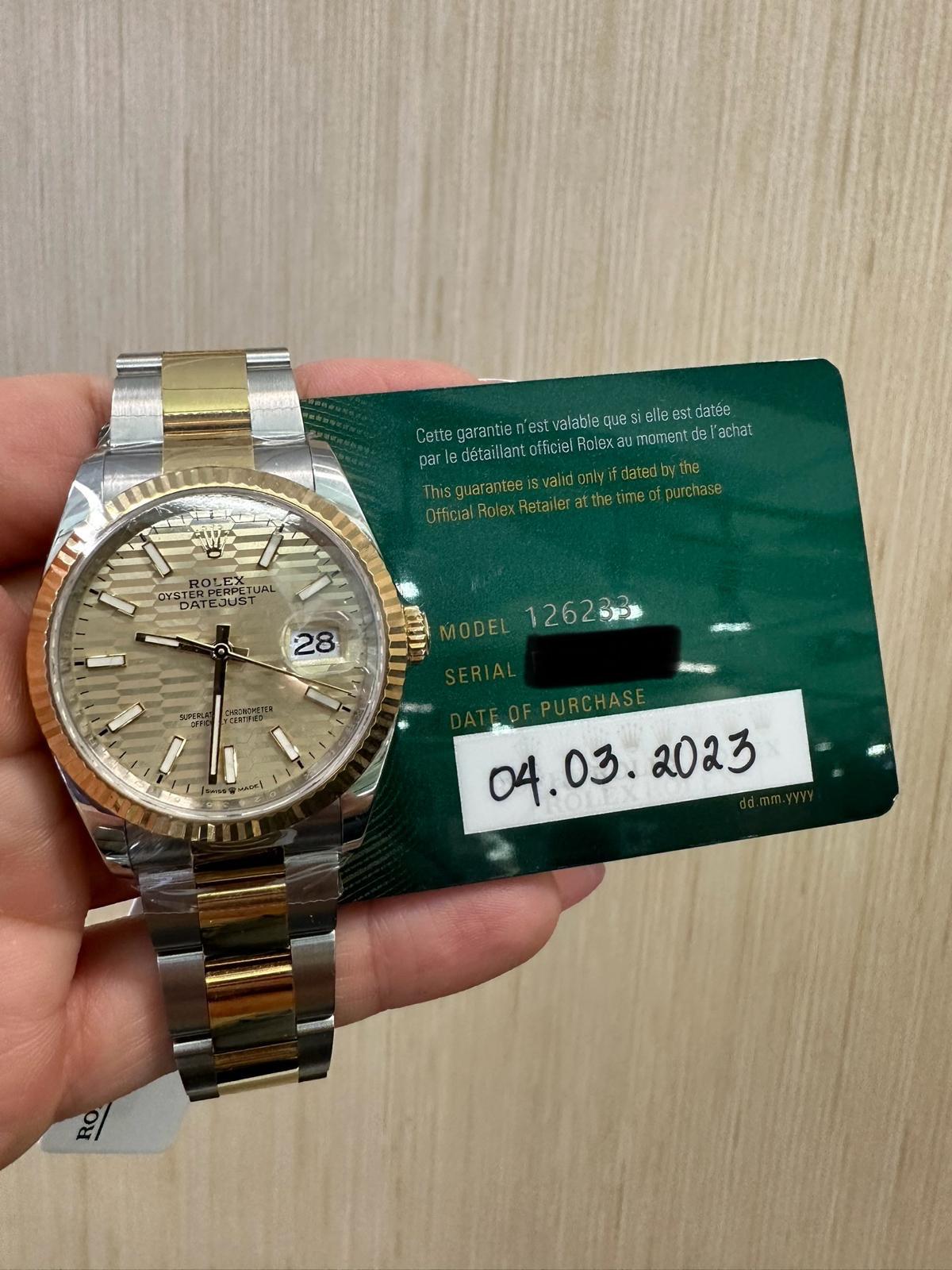 Rolex Datejust 36mm – Two‑Tone Yellow Gold & Oystersteel – Champagne Motif Dial – Fluted Bezel – Oyster Bracelet – 126233 – 2023